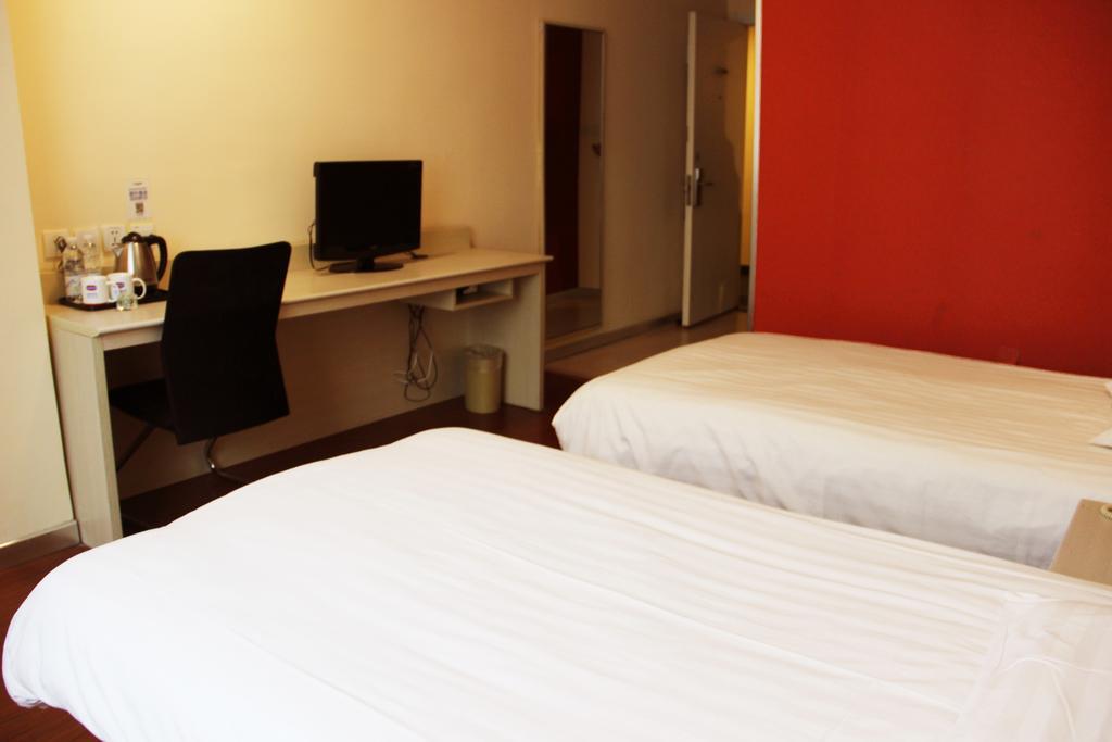 Hanting Express Nanjing Xianhemen Room photo